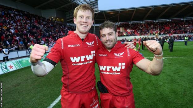 Rhys Patchell and Leigh Halfpenny