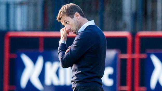 Neil McCann: Dundee plight 'sore to take', Hibs deliver 'complete performances' - BBC Sport