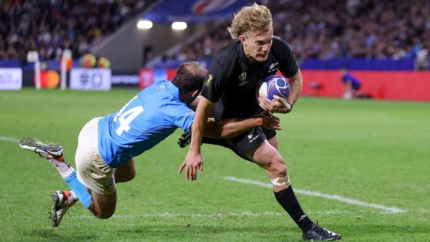 Damian McKenzie