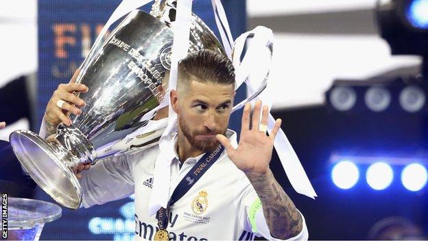Sergio Ramos lifts the Champions League trophy, Cardiff, 2017.
