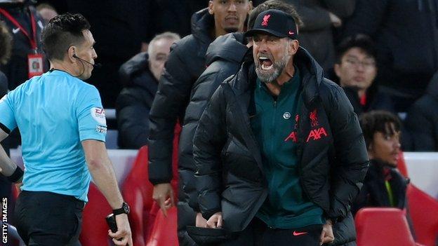 Jurgen Klopp seething at the assistant referee in the Liverpool v Manchester City game.