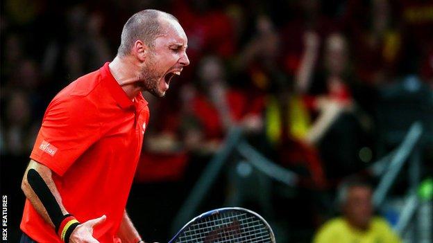Steve Darcis