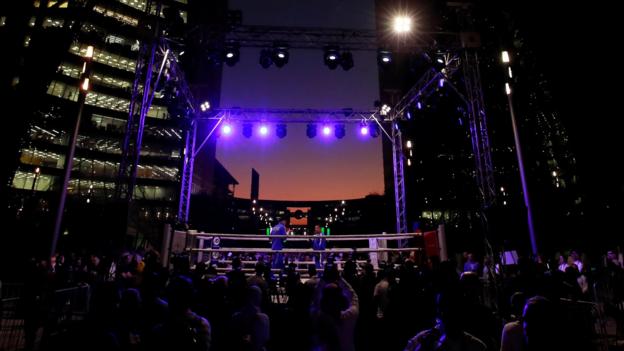 'It has to be in his palace, complete with blood & gore' - Joshua v Ruiz ring to become royal souvenir