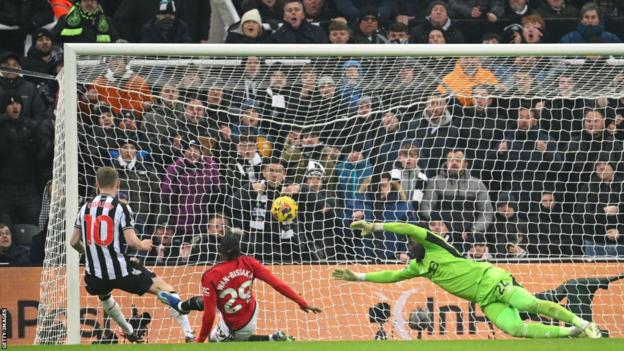Anthony Gordon scores for Newcastle against Manchester United at St James' Park