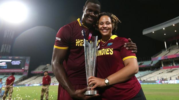 Carlos Brathwaite and wife Jessica Felix with the 2016 T20 World Cup