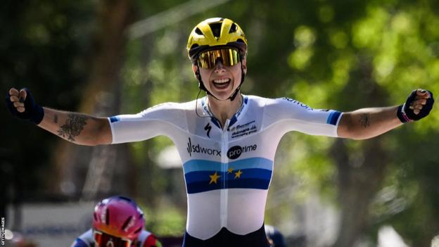 Lorena Wiebes celebrates winning stage three of the 2023 Tour de France Femmes