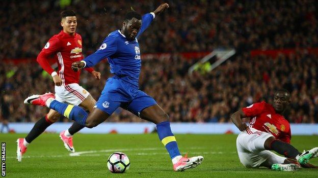 Romelu Lukaku Man Utd Sign Everton Striker For Initial 75m On Five Year Deal c Sport