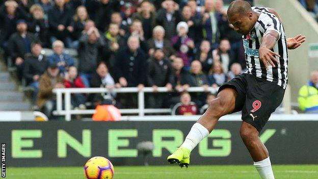 Newcastle 2-1 Bournemouth: Rondon scores twice as Newcastle record  successive league wins - BBC Sport