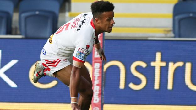 Super League: St Helens beat Leeds Rhinos 36-20 to warm-up for Challenge Cup