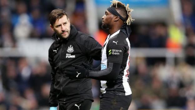 Allan Saint-Maximin: Newcastle United winger to miss festive period with injury thumbnail