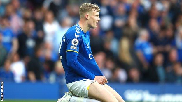 Everton Defender Jarrad Branthwaite Joins PSV Eindhoven On Loan - BBC Sport