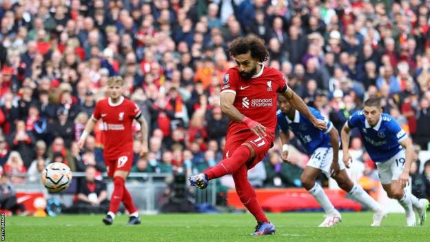 Liverpool hit 10-man Everton for four