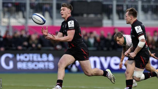 Olly Hartley playing for Saracens