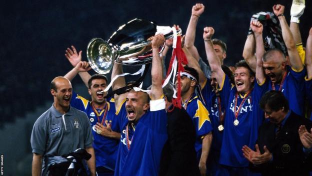 Gianluca Vialli lifting the Champions League trophy