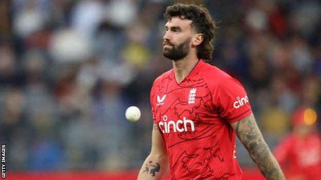 T20 World Cup: England's Reece Topley out of tournament with ankle injury -  BBC Sport