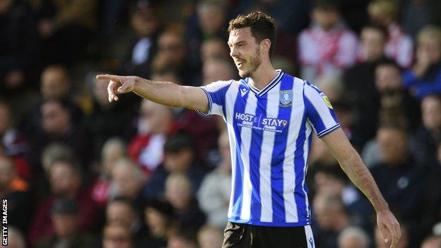 Sheffield Wednesday: Defender Ben Heneghan may miss rest of season - BBC  Sport