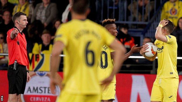 Doentes por Futebol - Hat-trick do jovem João Félix na Liga Europa. O  Benfica venceu o Eintracht Frankfurt por 4x2.