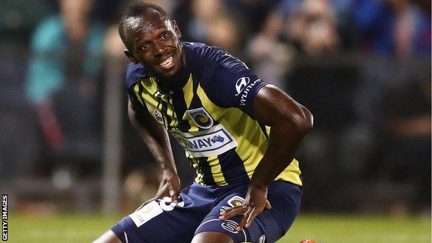 Usain Bolt on trial at Australian side Central Coast Mariners