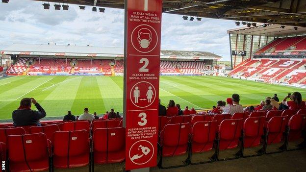 Aberdeen fans