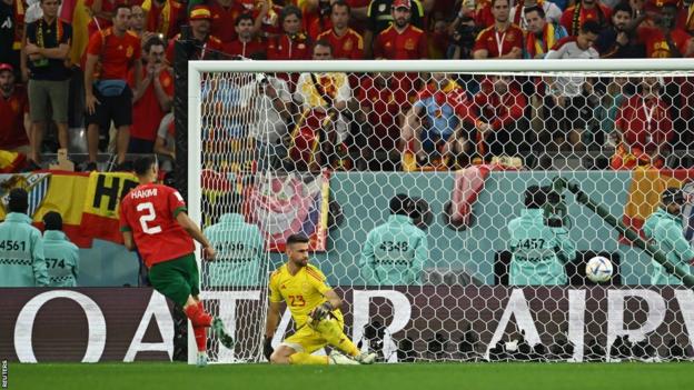 Mundial 2022: Marruecos 0-0 España (3-0 penaltis) Achraf Hakimi gana en los penaltis para llegar a cuartos de final