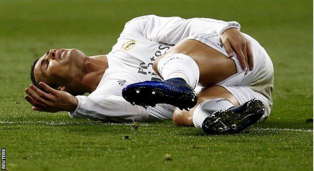 Cristiano Ronaldo injured in Real Madrid win