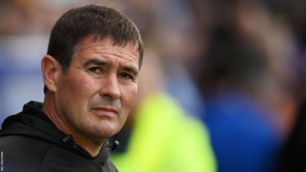 Nigel Clough on the touchline as Mansfield Town manager