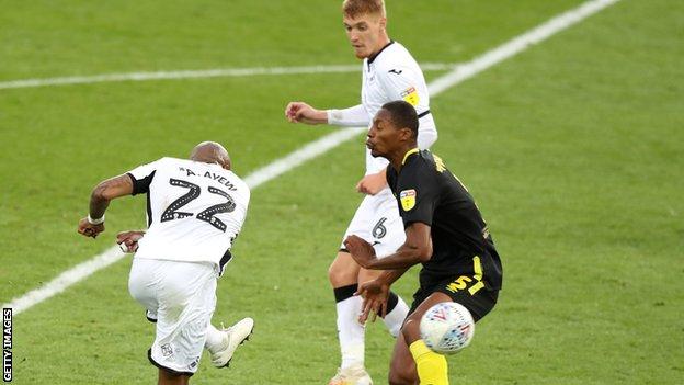 Andre Ayew scores for Swansea