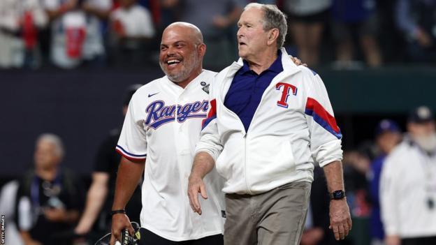 Former Texas Rangers catcher Ivan 'Pudge' Rodriguez and former US President George W Bush