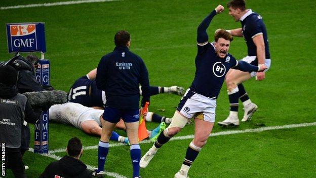 Duhan van der Merwe scores for Scotland