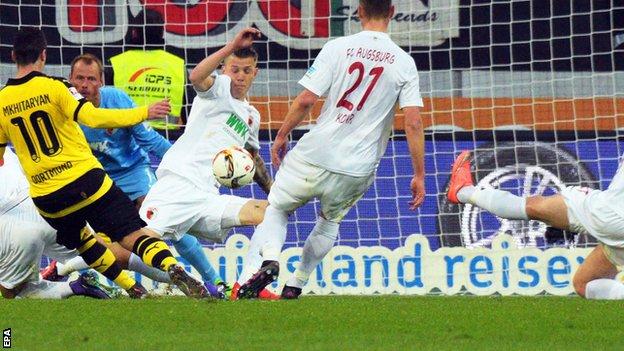 Henrikh Mkhitaryan scores for Borussia Dortmund