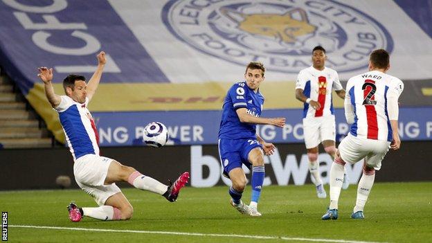 Leicester City 2 1 Crystal Palace Foxes Win To Move Closer To Champions League Qualification c Sport