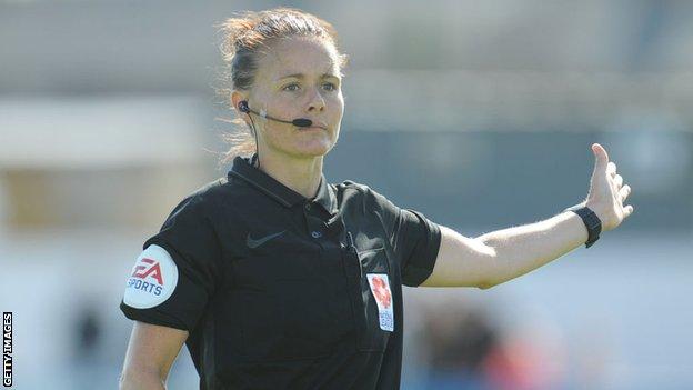 Referee Rebecca Welch