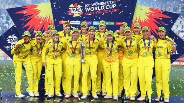 Australia lift the Women's T20 World Cup trophy after beating South Africa