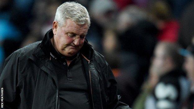 Steve Bruce Aston Villa Sack Manager After One Win In Nine League Games Bbc Sport