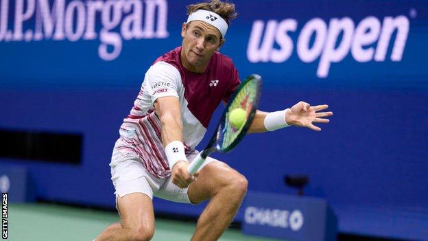 US Open: Casper Ruud beats Matteo Berrettini to reach semi