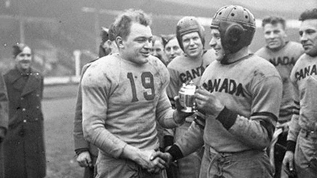 NFL: When American football came to London in World War Two - BBC Sport