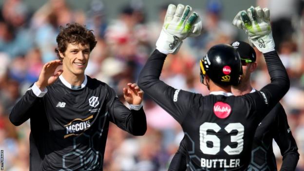 Manchester Originals' Calvin Harrison and Jos Buttler during The Hundred