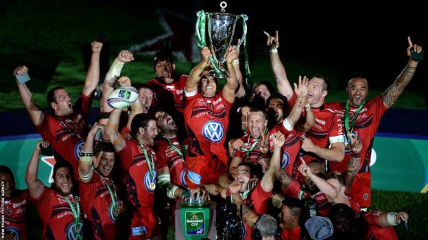 Toulon lift the 2014 Heineken Champions Cup at Cardiff