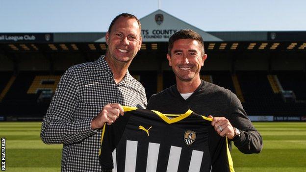 Notts County manager Harry Kewell (right) and chairman Alan Hardy