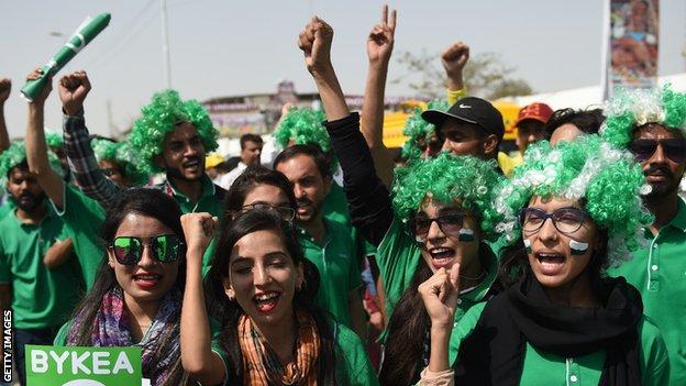 PSL fans