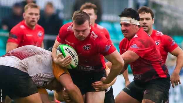 Cornish Pirates in action