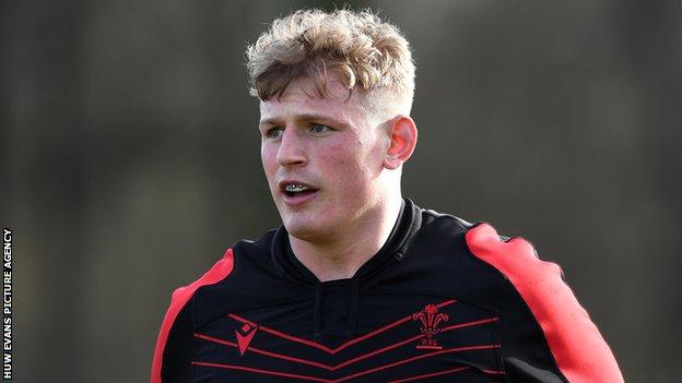 Jac Morgan will become Wales' second new cap of the 2022 Six Nations tournament following hooker Dewi Lake