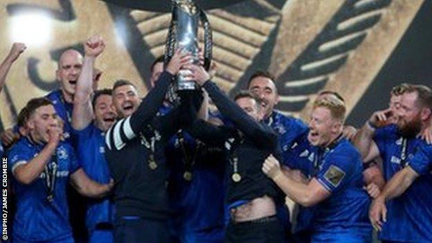 Leinster celebrate Pro14 2019-20 win