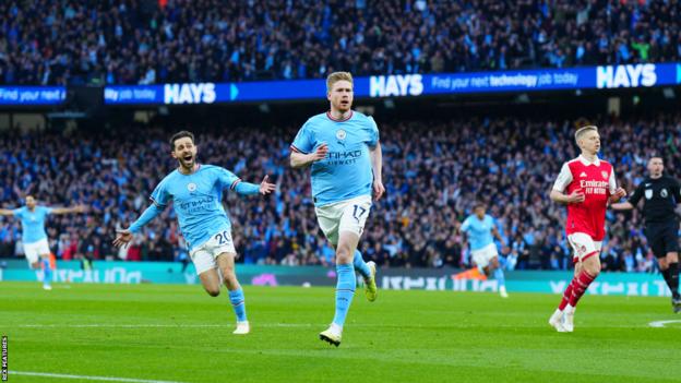 Kevin de Bruyne celebrates giving Manchester City the lead against Arsenal in the Premier League