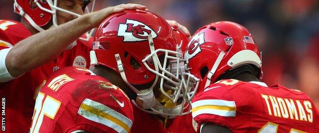 Alex Smith conducts Kansas City Chiefs' Wembley rout of Detroit Lions, NFL