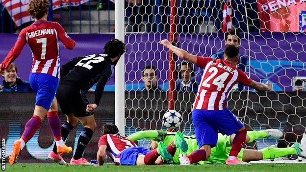 Real Madrid beat Atletico Madrid to reach Champions League final