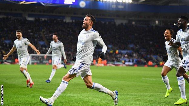 OFFICIAL: Víctor Camarasa joins Cardiff on loan