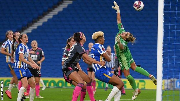 Kirstie Levell fails to keep out Maisie Symonds' late free-kick for Brighton