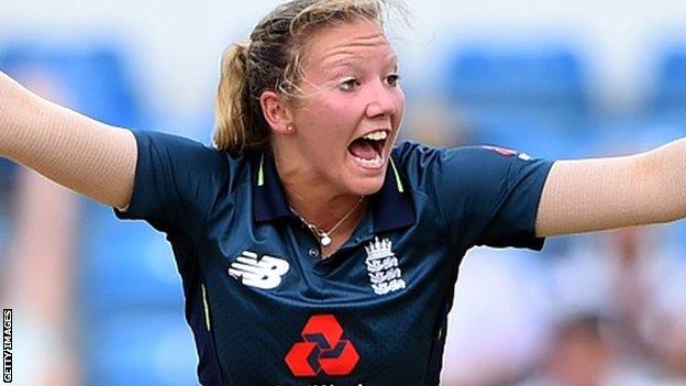 Katie George Profile - Cricket Player England