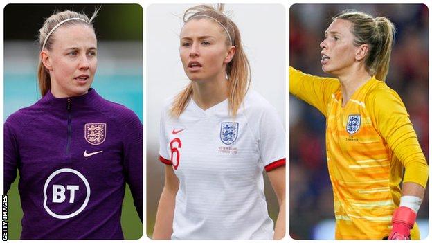 Beth Mead, Leah Williamson and Carly Telford